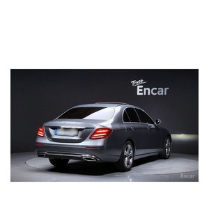 Mercedes-Benz E-Class E300 Avantgarde April 2020 58,132 km Automatic Gearbox Leather Seats Left Steering Rear Camera - Product Image 2