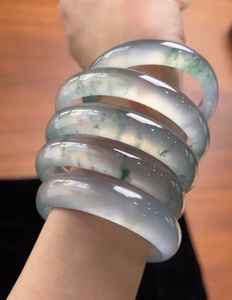 Wholesale Supply Handmade Colorful Resin <b>Bangles</b> <b>Set</b> Lightweight Durable and Trendy Fashion for Women Available for Sale - Product Image 1