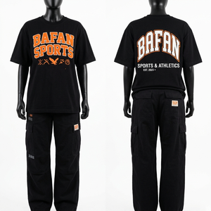 Conjunto de camiseta gráfica de algodón premium de 220 GSM y pantalones cargo para mujer, ropa urbana negra, logotipo personalizado con serigrafía, conjuntos para mujer - Product Image 4