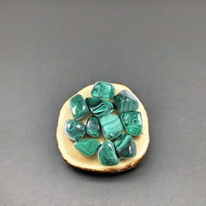 หินทัมเบิ้ลมาลาไคต์ขนาด20-25มม. หินคริสตัลกึ่งล้ำค่าจากแอฟริกาหินแห่งความรักสำหรับทำสมาธิและบำบัด - Product Image 2