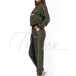 Nouvel ensemble de survêtement coupe-vent décontracté pour femmes grandes tailles, 2 pièces, léger, en nylon uni - Product Image 3