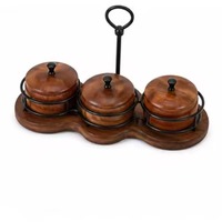 Ensemble de trois pots en bois à spirale rainurée avec support en fil de fer forgé, décoratifs pour la maison, la salle à manger, comme vaisselle à bonbons et bols à dattes
