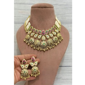 Collar Rajwadi de Alta Calidad, Inspirado en Sabyasachi, Hecho a Mano, Chapado en Oro, con Incrustaciones de Kundan, Perlas de Imitación, Ideal para Fiestas - Product Image 1
