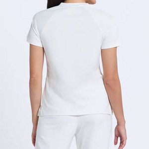 Camiseta Deportiva de Manga Raglán para Mujer, Diseño Nuevo, 100% Poliéster, Cuello Redondo, Corte Largo, Diseño con Aberturas Laterales - Product Image 2