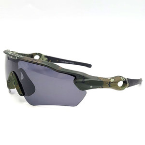Nuevas Gafas de Sol Deportivas para Correr y Ciclismo 2024 para Hombre, Lentes de Espejo de una Sola Pieza a la Moda, Montura Negra y Azul, Gafas de Sol para Deportes al Aire Libre - Product Image 4
