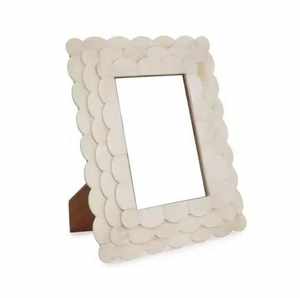 Cadre photo décoratif de table de luxe, artisanal et moderne, avec incrustations en os et design sculpté, impression personnalisée - Product Image 4