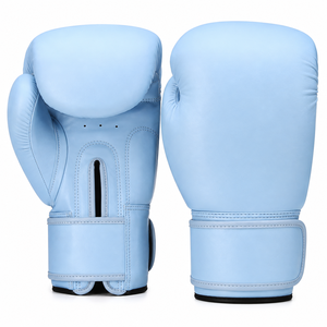 Gants de boxe bleu clair avec rembourrage confortable pour les entraînements rapides sur sac de frappe, les sparring, la pratique du fitness et les exercices en salle de sport. - Product Image 1