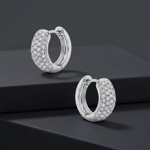 Boucles d'oreilles en or blanc avec diamants ronds, bijoux de créateur de luxe pour femmes, cadeau de mariage - Product Image 1