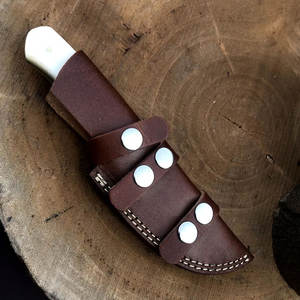 Cuchillo de Caza Personalizado de Acero de Damasco con Hoja de Acero Multicapa para Camping, Pesca y Actividades al Aire Libre - Product Image 5