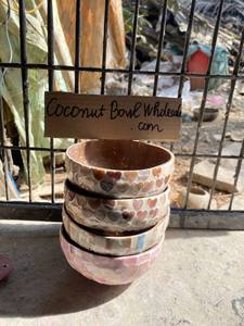 Nouvelles Bols en Noix de Coco Naturels Personnalisables avec Logo Thaïlandais, Incrustation en Laiton, Art Traditionnel – Achat en Gros, Meilleure Offre - Product Image 6