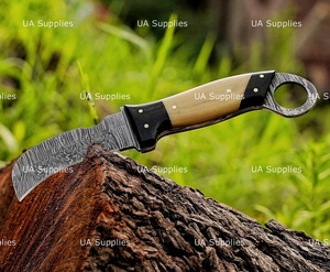 Cuchillo de caza y camping de hoja fija de acero de Damasco forjado a mano con punta de gota y filo recto, mango de resina de hueso de camello, funda personalizable OEM - Product Image 4
