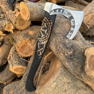 Hache viking de qualité industrielle nordique, lame en acier au carbone gravée, manche en bois sculpté, pour décoration murale et usage de survie - Product Image 2
