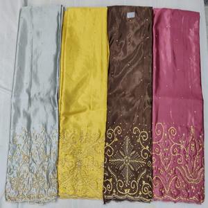 Tissu artisanal somalien exclusif Gorgura, motif floral orné de pierres de cristal, pour les fêtes, collection Héritage Moderne. - Product Image 1