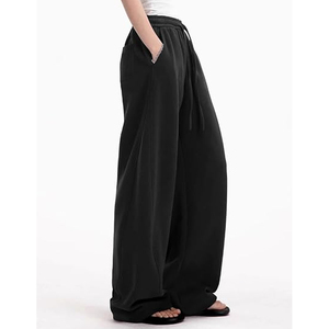 Pantalones Deportivos Cortos con Forro Polar para Mujer, Pantalones de Chándal con Bolsillos para Mujer - Product Image 4