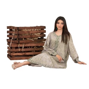 Super Tawakkal Ladies 3 piezas bordado Salwar Kameez vendedor completo colección de lino para adultos ropa india y paquistaní - Product Image 1