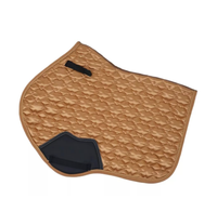 Tapis de selle de luxe en or avec bonnet d'oreille assorti, équipement d'équitation matelassé