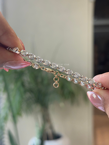 Pulsera de tenis QUBE STAR contemporánea de oro macizo de 14K con diamantes cultivados en laboratorio de corte ovalado y engaste de medio bisel, 4.05 Ct, certificado IGI - Product Image 4