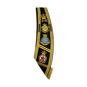 Écharpe de tambour-major en ruban de soie faite à la main, légère et tactique, personnalisable en gros pour uniforme, Noël et remise des diplômes - Product Image 1