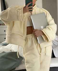 Trajes Deportivos para Hombre de Última Moda, Venta Caliente, para Uso Casual, Logotipo Personalizado al por Mayor, Trajes Deportivos con Etiquetas Privadas - Product Image 4