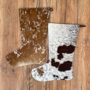 ถุงเท้าคริสต์มาสหนังแท้ทำมือคุณภาพพรีเมียมและหนังวัวสไตล์คาวบอย พร้อมพู่เรียบ ขนาดใหญ่ 16 นิ้ว สำหรับเทศกาลคริสต์มาส - Product Image 2