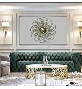 Arte de pared decorativo premium de metal con detalles de cristal en forma de rayos de sol, perfecto para el vestíbulo de un hotel y como fondo para celebraciones, procedente de la India. - Product Image 4