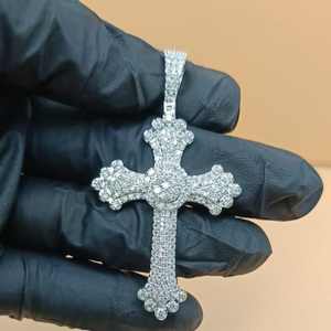 Colgante de cruz con diamantes de moissanita VVS, joyería cristiana, colgante de fe religiosa, colgante de plata 925, colgante estilo hip hop con incrustaciones de circonitas. - Product Image 3