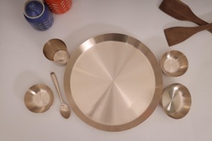 Service de table artisanal en laiton avec verres, bols et cuillères – Vaisselle traditionnelle pour restaurant et mariage - Product Image 4