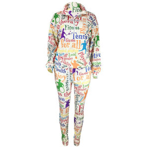 Ensemble de survêtement sportif imprimé pour femme, coupe droite, manches longues, à capuche, toutes saisons, coupe-vent, en polyester tricoté et élasthanne - Product Image 3
