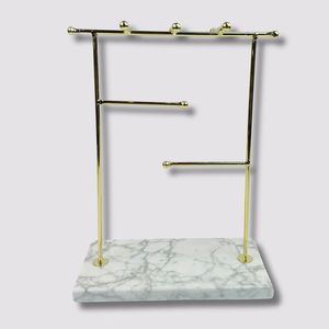 Soporte de metal para joyas con múltiples secciones colgantes para una mejor organización de accesorios diarios y para ocasiones especiales. - Product Image 2