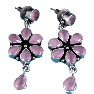 Dernières Nouveautés : Boucles d'Oreilles Pendante Bohèmes en Argent Oxydé et Quartz Multi-Pierres pour Femme – Idéales pour les Fiançailles |   Fabricant pour commandes en gros - Product Image 1