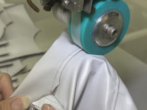 T-shirt de luxe unisexe 100% coton 240gsm motif solide imprimé écran tactile recommandé pour les hommes de courte durée - Product Image 4