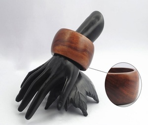 Brazaletes de Madera Duraderos INDIA de f s International con Acabado de Metales Premium, Diseño Moderno y Robusto, Estilo Religioso, para Acción de Gracias - Product Image 5