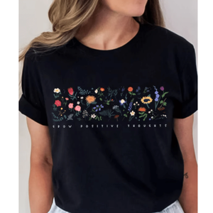 Camiseta de Mujer Vintage con Estampado de Flores y Hierba, Cuello Redondo, Manga Corta, Informal, Suave y Cómoda, de Algodón Orgánico Ecológico - Product Image 1