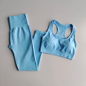 Ensemble de sport 2 pièces grande taille personnalisé avec logo pour femme : Soutien-gorge de sport sans couture à dos croisé et Legging d'entraînement froncé anti-transpiration - Product Image 5