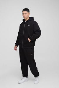 Survêtement Homme Noir Uni en Molleton de Coton Épais Décontracté avec Fermeture Éclair Intégrale, Deux Pièces, Capuche et Poche Avant, Logo Personnalisé, Fabricant OEM en Gros - Product Image 4