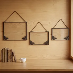 Marco de Fotos Rectangular de Latón y Vidrio Pf1130a de Diseño Artesanal, Decoración de Mariposas, Cadena Ligera para Colgar en la Pared, Acabado Negro Uttar - Product Image 3