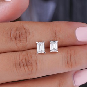 Pendientes de Plata 925 con Baño de Rodio, Moissanita, Corte Esmeralda, Clásicos, Solitarios, Joyería de Lujo para Bodas - Product Image 2