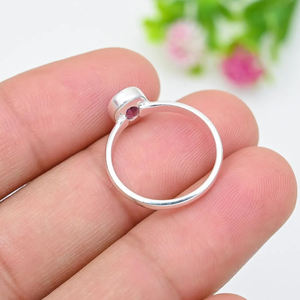 Anillo de Amatista de Diseño Moderno, Plata de Ley 925, Joyería Fina Minimalista, Anillo Fino para Mujer para Boda, Fiesta, Compromiso, Aniversario - Product Image 4