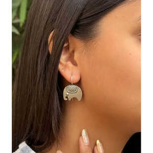 ต่างหูเงินแท้ Meera Jaipur Gaj Fine Stud - Product Image 5