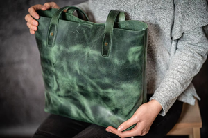 Crunch <b>Leather</b> Green Tote Bag Decoration Charm Trendy Handbags for Women Design Fashion Tote Bag <b>Soft</b> <b>Leather</b> <b>Purse</b> - Product Image 3