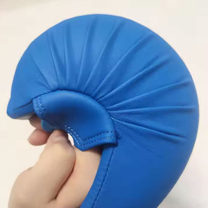 Mitaines de karaté pour entraînement avec rembourrage léger, forme ergonomique, doublure respirante et maintien stable du poignet - Product Image 6