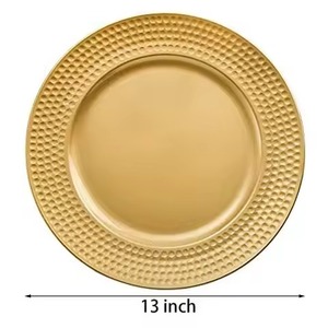Assiette de présentation en laiton antique, fabriquée à la main en Inde, sous-assiette décorative en métal pour table à manger, hôtel, restaurant, banquet de mariage - Product Image 1
