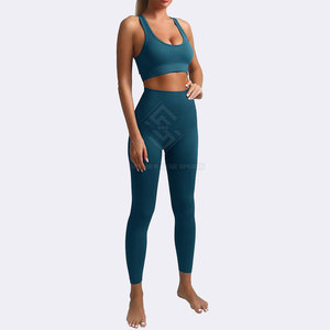Ensemble de yoga pour femmes en matériau durable, qualité supérieure, respirant, écologique, logo frontal, ensemble 2 pièces - Product Image 2
