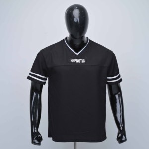 Camiseta de Manga Corta con Cuello en V Negra para Hombre, de Primera Calidad, con Logotipo Personalizado, Estampado de Letras Blancas, Corte Regular, Estilo Casual - Product Image 1