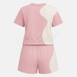 Suministro directo de fábrica, conjuntos de camisetas y pantalones cortos para mujer, ropa al por mayor a precio económico, conjunto de 2 piezas de algodón para mujer. - Product Image 2