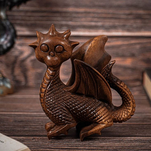 Escultura de Dragón Chino Tradicional en Madera, Estatua Decorativa de Dragón en Madera para Exhibición en Oficina por AYAANS CREATIONS - Product Image 1