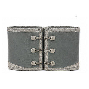 Manchettes maçonniques avec motifs élégants, matériau de qualité et ajustement confortable pour chemises formelles, vestes et accessoires de manches - Product Image 6