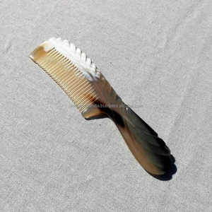 Elégant peignes en corne de buffle beige fait à la main accessoires de cheveux élégants pour démêler le style Design durable poli écologique - Product Image 3
