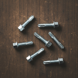 Tornillos Autoperforantes de Cabeza Hexagonal de Acero al Carbono Métricos/Pulgadas, Marca PDC, Venta al por Mayor de Fábrica en Vietnam, Grado 8, Galvanizados/Fosfatados - Product Image 4