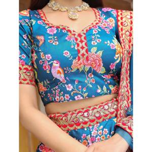 ชุดเลเฮนกาโชลีผ้าไหมลายดอกไม้สีน้ำเงินสวยงามสำหรับงานแต่งงาน - Product Image 1
